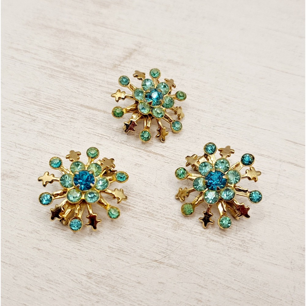Vintage Snowflake Pins, Goldtone Teal Rhinestones, Matching Set of 3 - Picture 3 of 8